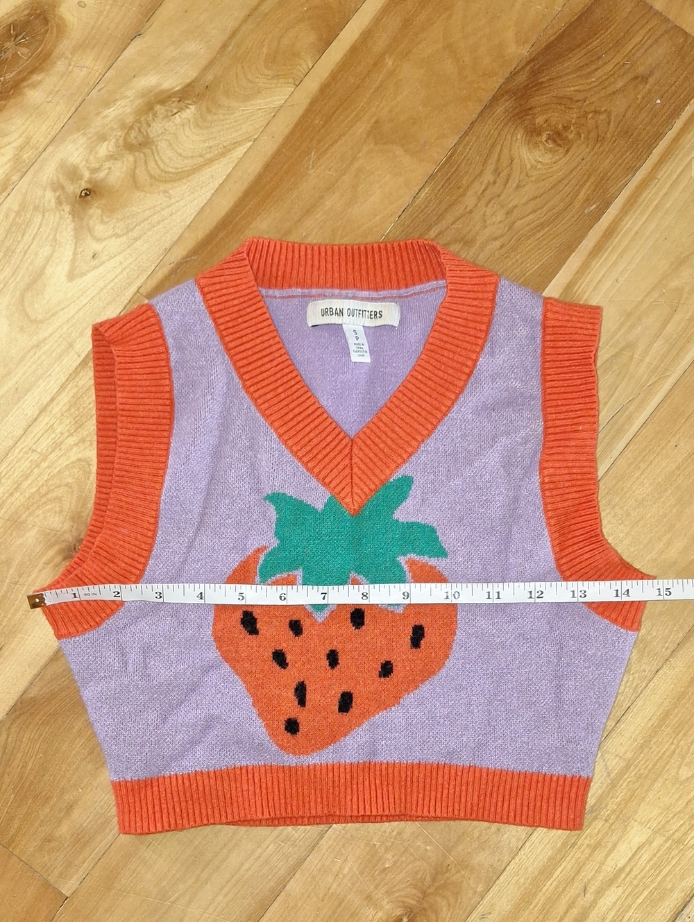 Urban Outfitters Randi Cropped Strawberry Sweater Vest Purple & Red  Clowncore S - Picture 6 of 8